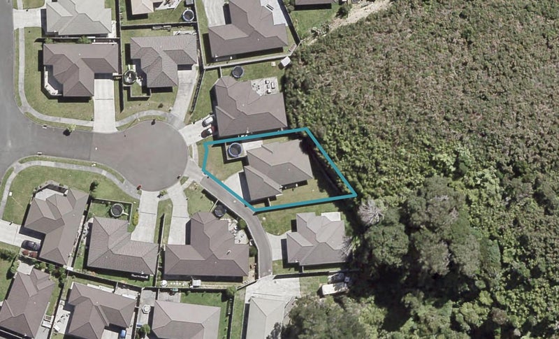 7 Boleyn Close, Kingsley Heights, Upper Hutt - Carousel 1