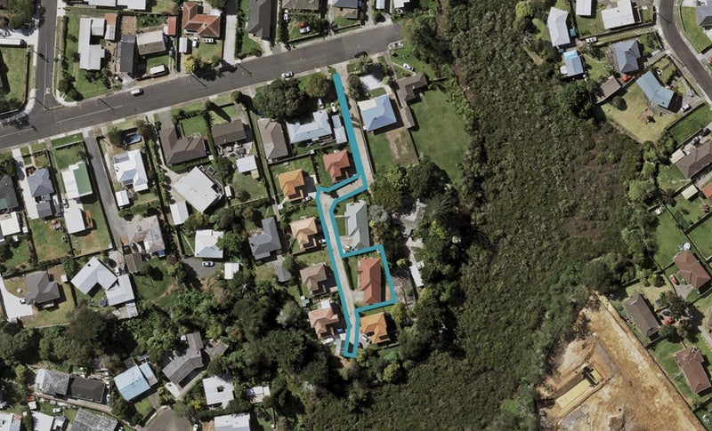 7/0 Luke Street East, Otahuhu, Auckland - Carousel 1