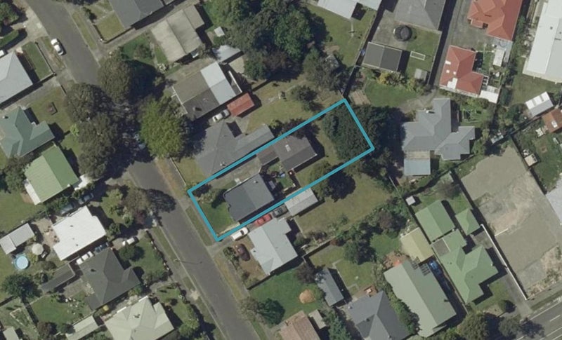 41 Thomson Street, West End, Palmerston North - Carousel 1