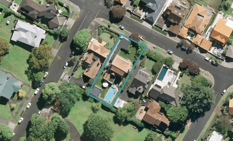 9 Awatea Road, Parnell, Auckland - Carousel 1