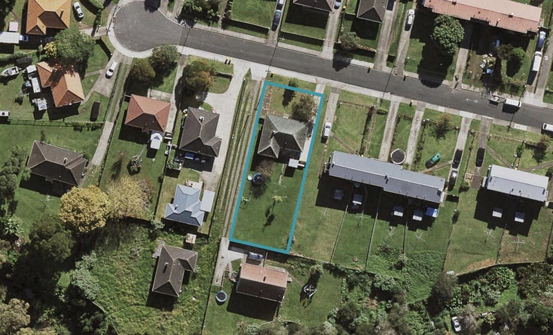 18 Larsen Street, Otara, Auckland - Carousel 1