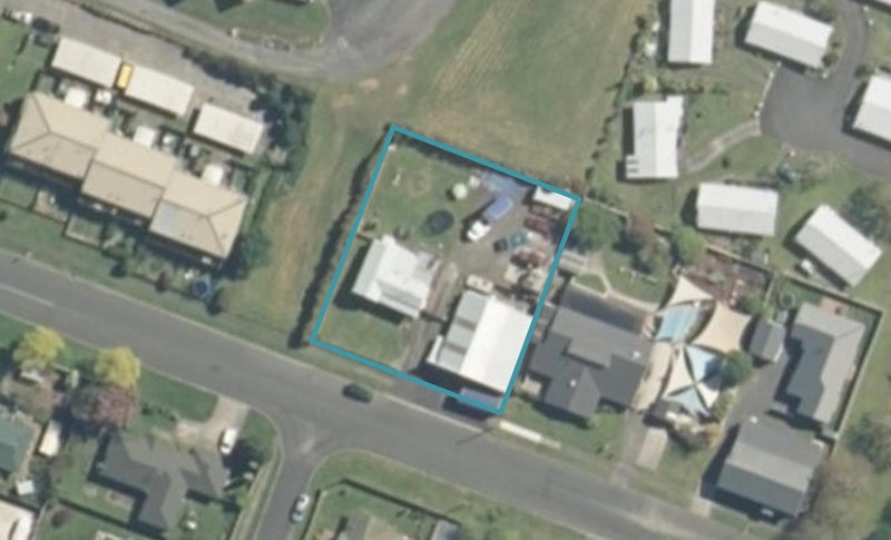45 Thompson Street, Leamington, Cambridge - Carousel 1