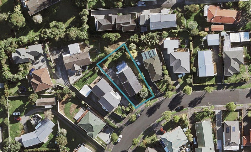 35 Trevola Street, New Windsor, Auckland - Carousel 1