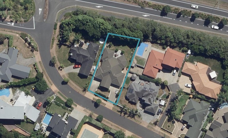 3 Raungawari Drive, Huntington, Hamilton - Carousel 1