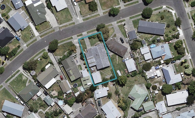 8 Davidson Avenue, Pirimai, Napier - Carousel 1