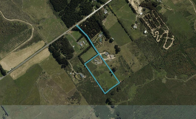 142 Cowan Road, Pine Hill, Dunedin - Carousel 1