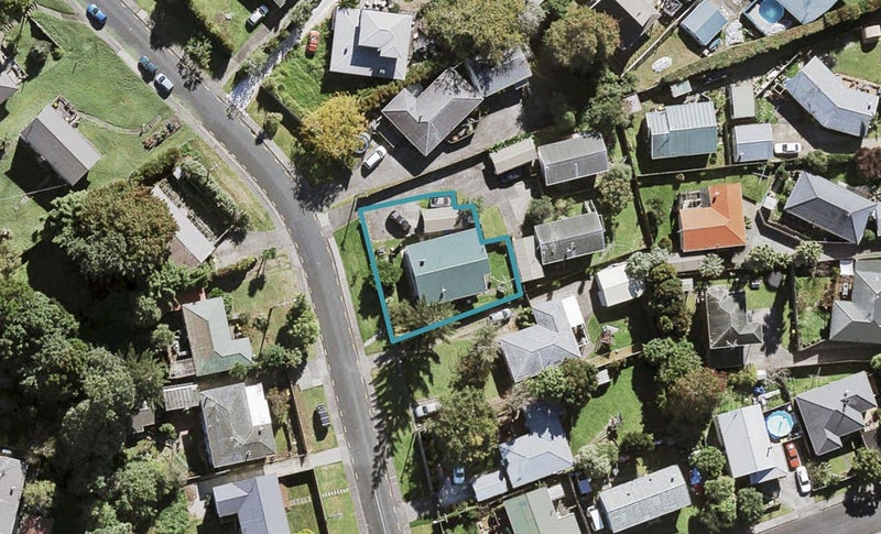 125A Lancaster Road, Beach Haven, Auckland - Carousel 1