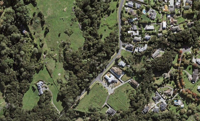 32 Kyle Road, SCHNAPPER ROCK, AUCKLAND - Carousel 1