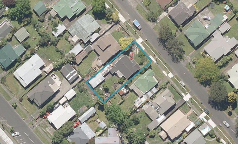 60 Young Street, Whanganui East, Whanganui - Carousel 1