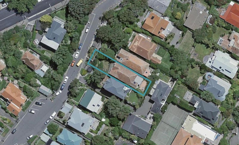 13 Grove Road, Kelburn, Wellington - Carousel 1