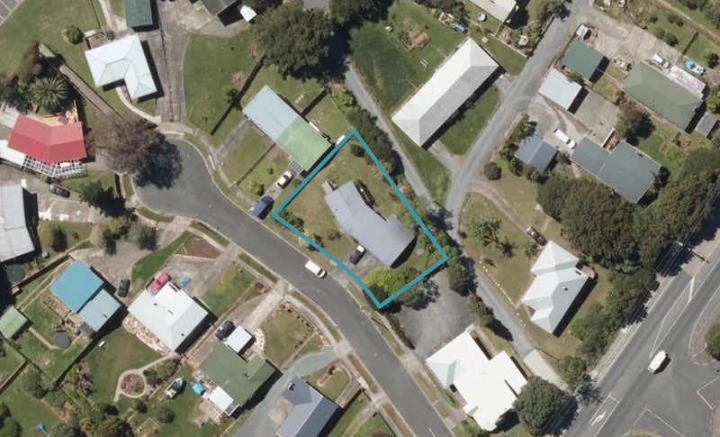 2 Kendon Place, Raumanga, Whangarei - Carousel 1