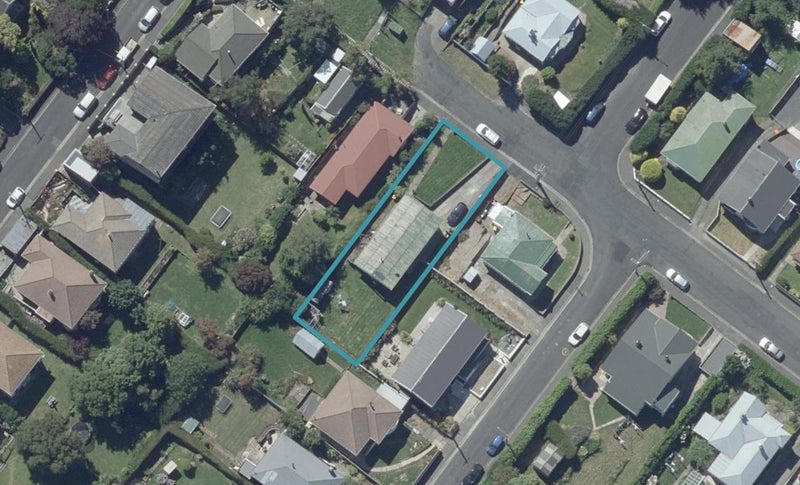 71 Beresford Street, Wakari, Dunedin - Carousel 1