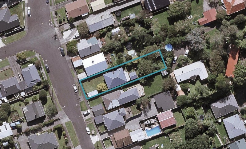 15 Lyn Street, Lynmouth, New Plymouth - Carousel 1
