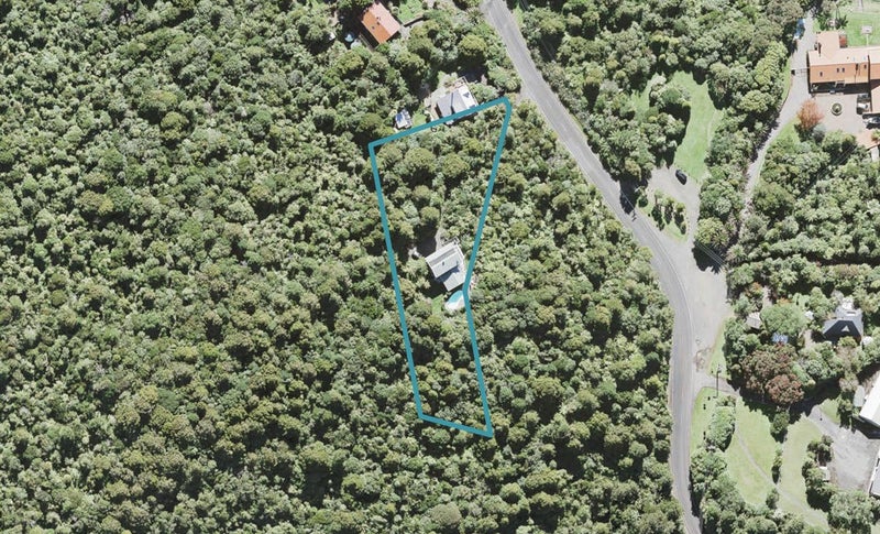 550 Scenic Drive, Waiatarua, Auckland - Carousel 1