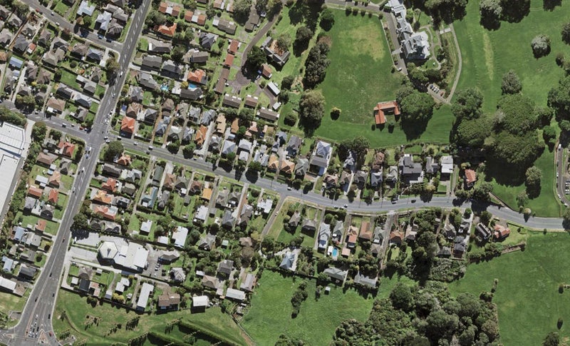 16 Herd Road, Hillsborough, Auckland - Carousel 1