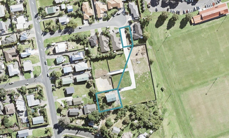 10 Pae Moana Place, Stanmore Bay, Whangaparāoa - Carousel 1