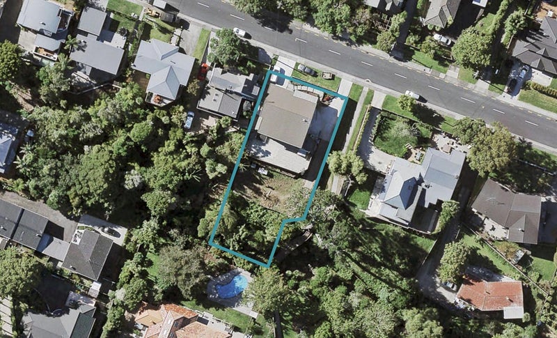 21 Beach Road, Mellons Bay, Auckland - Carousel 1