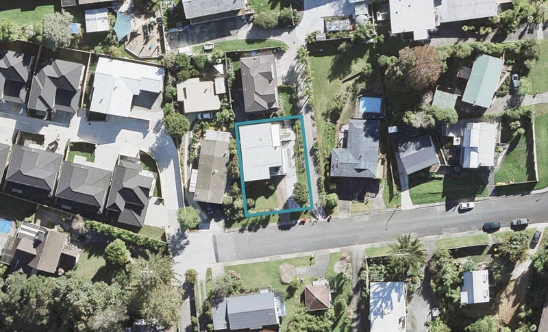 8 Allender Drive, Torbay, Auckland - Carousel 1