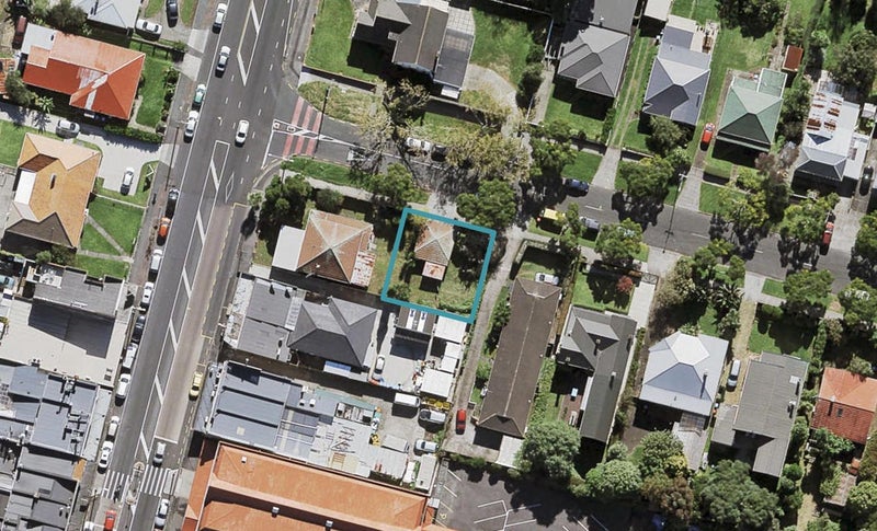 1B Halesowen Avenue, Sandringham, Auckland - Carousel 1