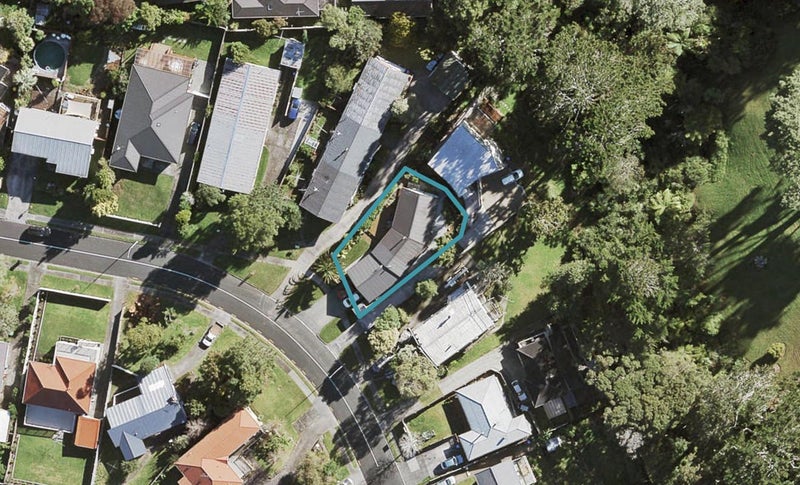 18 Rangitiki Crescent, Lynfield, Auckland - Carousel 1