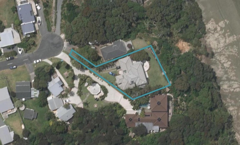 28 Heather Street, Mangawhai Heads, Mangawhai - Carousel 1