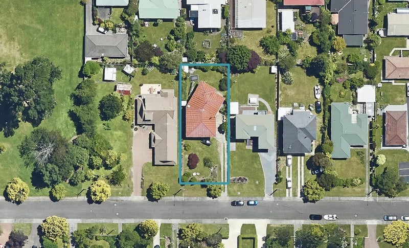 13 Carlton Street, Glenholme, Rotorua - Carousel 1