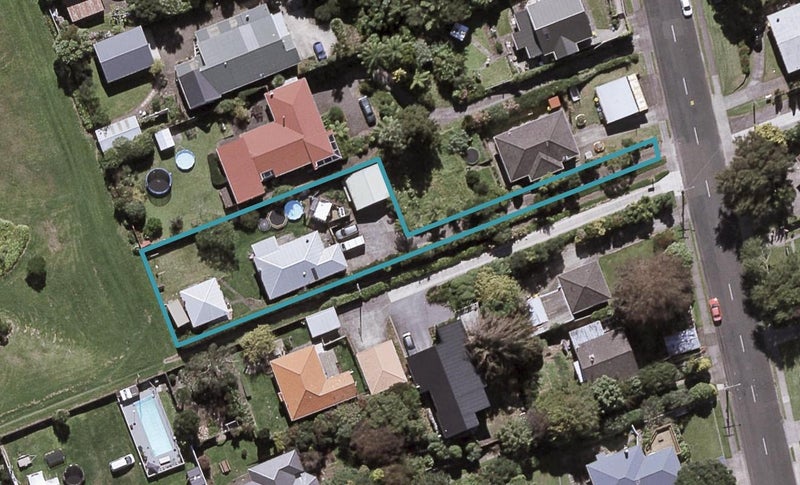 32A Lorna Street, Lynmouth, New Plymouth - Carousel 1