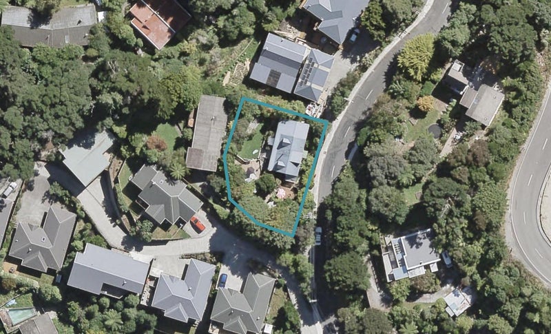 39 Forest Road, Pinehaven, Upper Hutt - Carousel 1