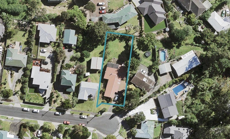 22 Roland Hill, Glen Eden, Auckland - Carousel 1