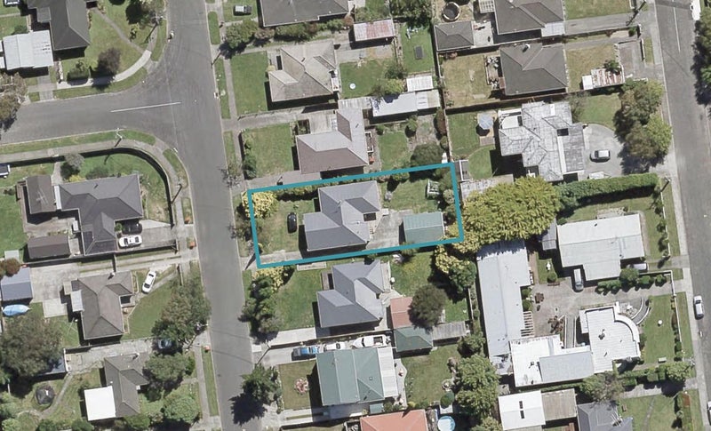 40 Routley Crescent, Elderslea, Upper Hutt - Carousel 1