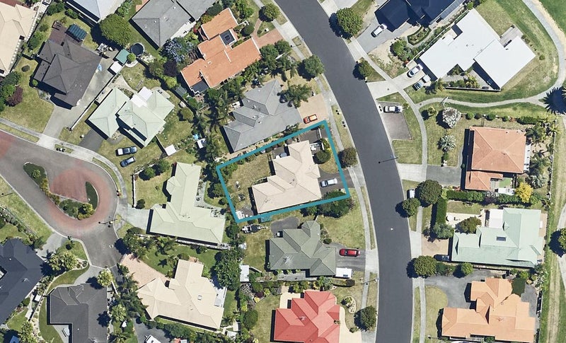 11 Montego Drive, Papamoa Beach, Papamoa - Carousel 1