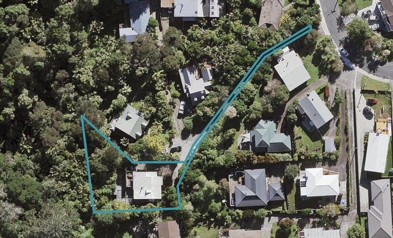 36 Coroglen Avenue, Birkenhead, Auckland - Carousel 1