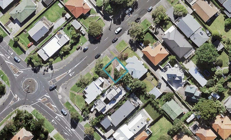 1B William Denny Avenue, Westmere, Auckland - Carousel 1
