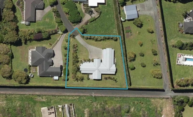 22 Tullamore, Maunu, Whangarei - Carousel 1