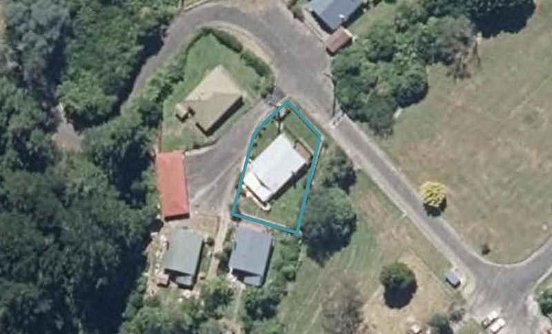 15 Petticoat Lane, Shannon, Palmerston North - Carousel 1