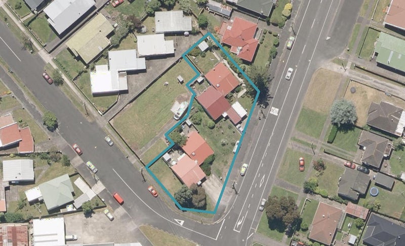 3 Tinirau Street, Whanganui East, Whanganui - Carousel 1