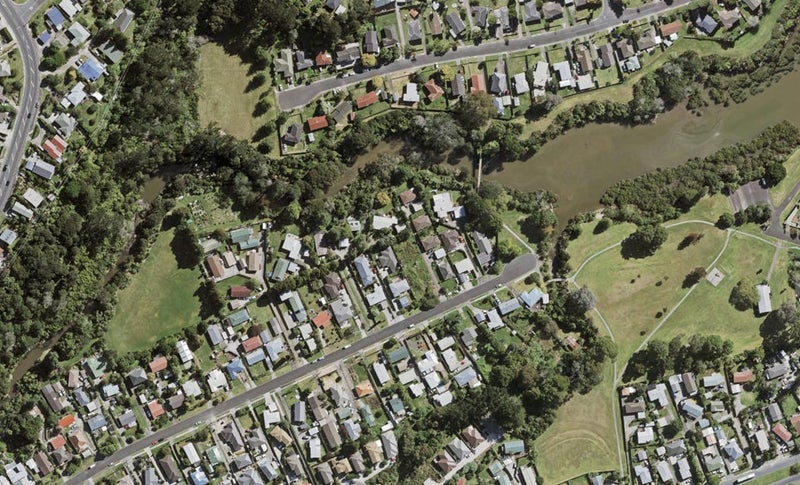 62E Woodside Road, Massey, Auckland - Carousel 1