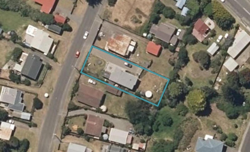 116 Park Avenue, Waitarere Beach, Levin - Carousel 1
