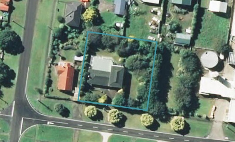 23 Riemenschneider Street, Manaia, Manaia - Carousel 1