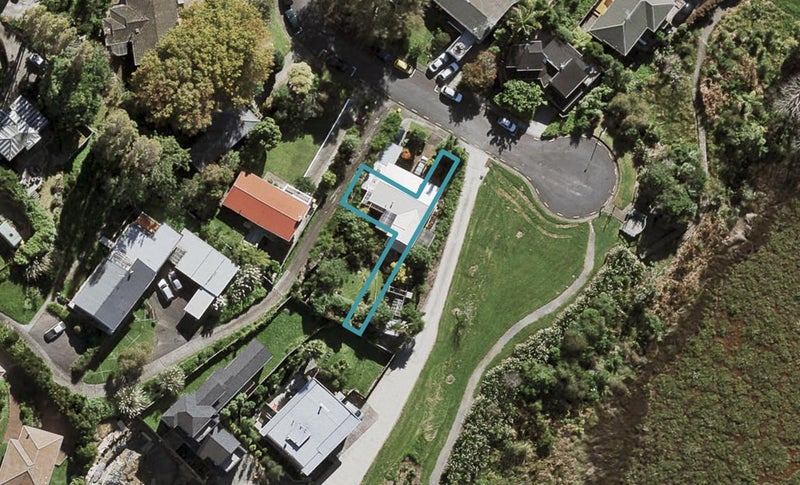 33B Saint Peters Street, Northcote, Auckland - Carousel 1