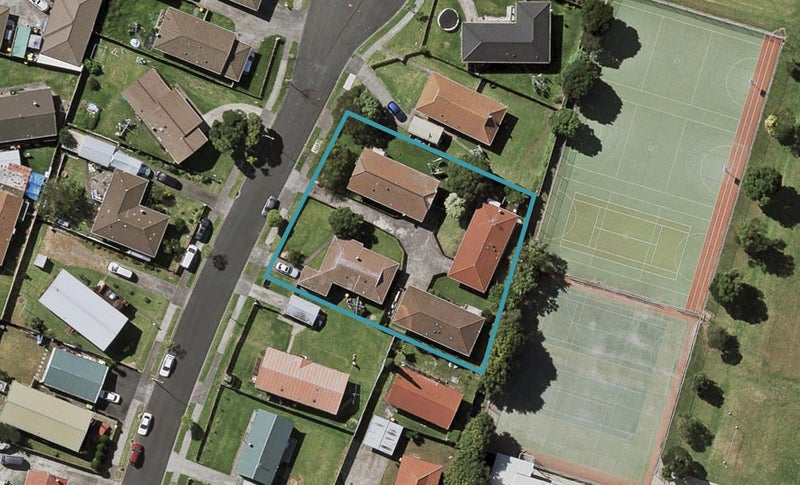 25 Dunstan Place, Ōtara, Auckland - Carousel 1