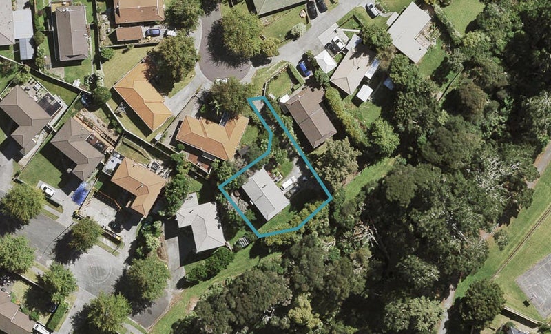 7 Oakhaven Place, Ranui, Auckland - Carousel 1