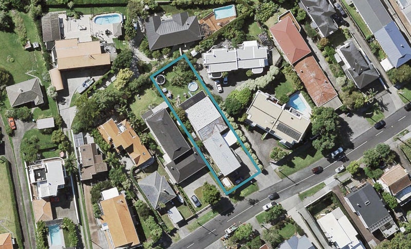 2/22 Hawera Road, Kohimarama, Auckland - Carousel 1