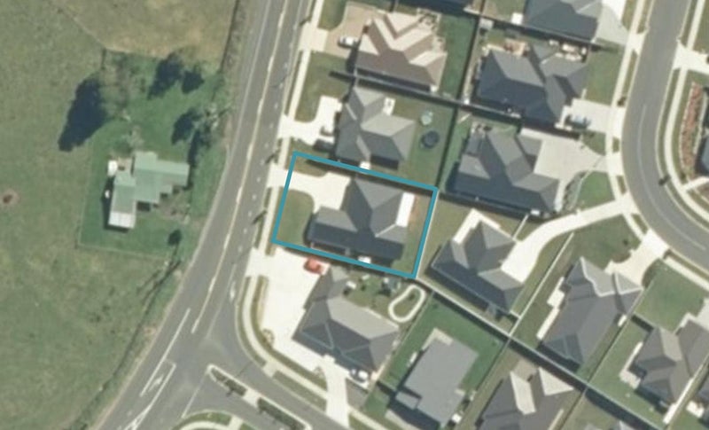 194 Helenslee Road, Pōkeno - Carousel 1