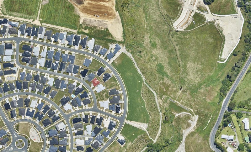 165 Penetaka Heights, Pyes Pa, Tauranga - Carousel 1