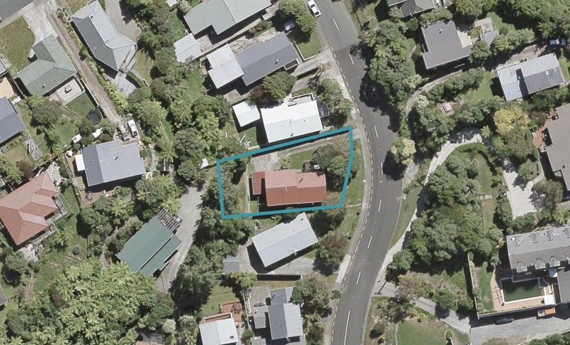 29 Park Road, Belmont, Lower Hutt - Carousel 1