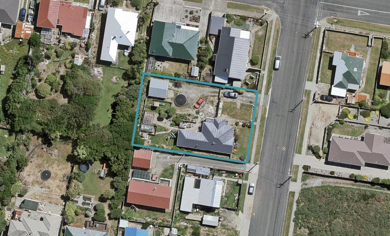 39 Shannon Street, Bluff, Bluff - Carousel 1