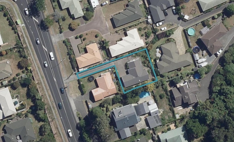 1112 River Road, Flagstaff, Hamilton - Carousel 1