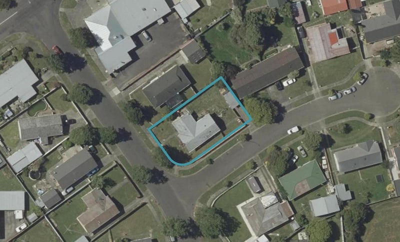 7 Robinson Crescent, Westbrook, Palmerston North - Carousel 1