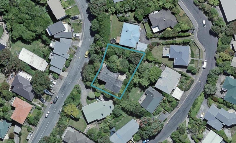 39 Croydon Street, Karori, Wellington - Carousel 1